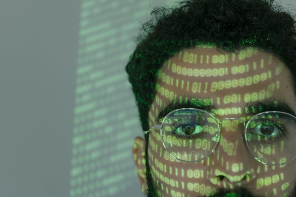 Impacto de la inteligencia artificial en el talento creativo | MORA